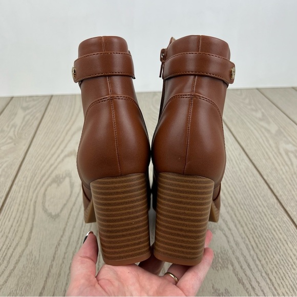 Giani Bernini Women's Trumann Memory Foam Block Heel Dress Booties 8M Cinnamon - Picture 7 of 9